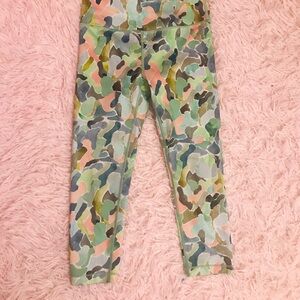 EUC Athleta Green and Pink Capri Leggings Vibrant Camouflage